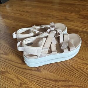 Women's Nike Icon Classic Women's Sandal